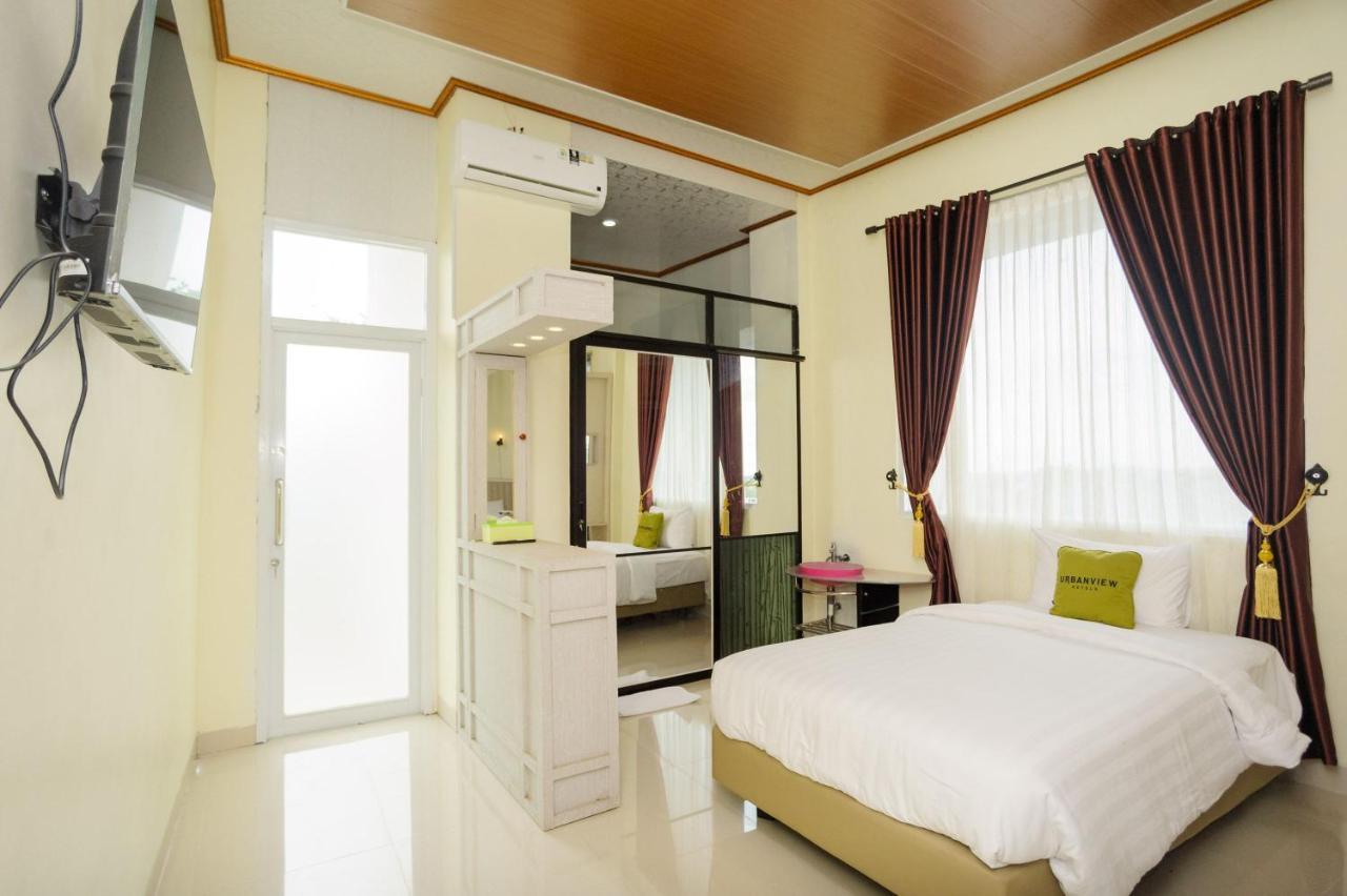 Urbanview Hotel Jib Bandar Lampung By Reddoorz ภายนอก รูปภาพ